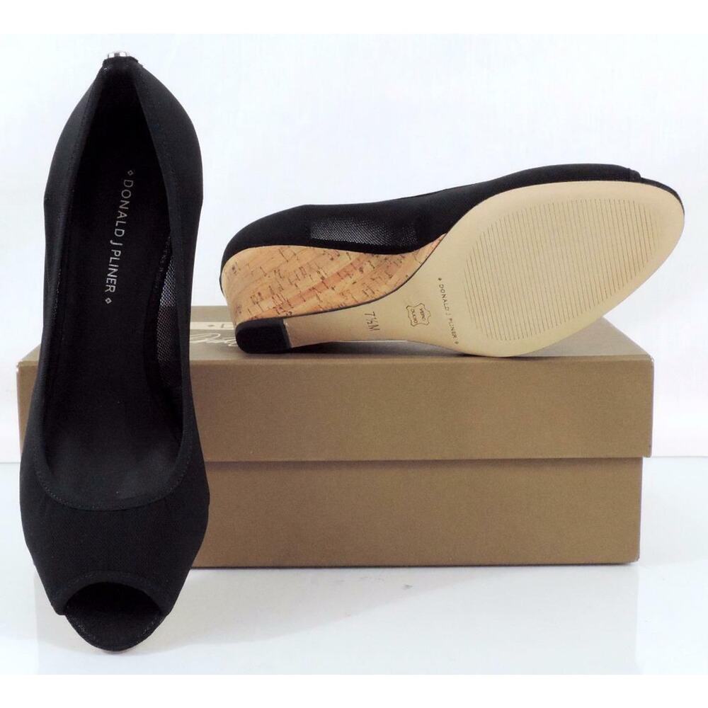 Donald J Pliner Molly Open Toe Wedge Pumps Black Stretch Size 7.5 - Picture 8 of 8